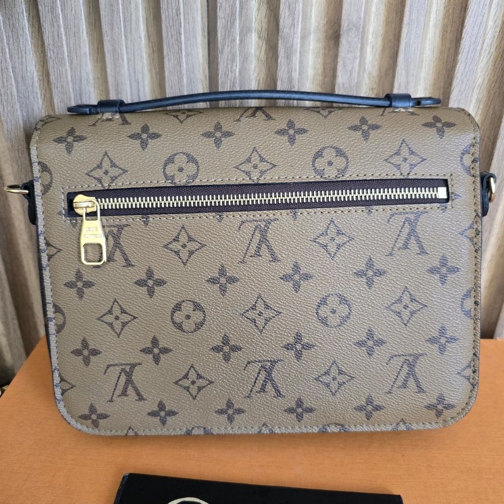 Louis Vuitton Metis Reverse monogram - Picture 6 of 9